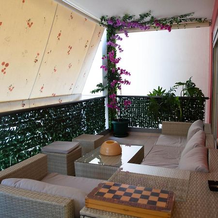 Oasis Great Apartment Atene Esterno foto